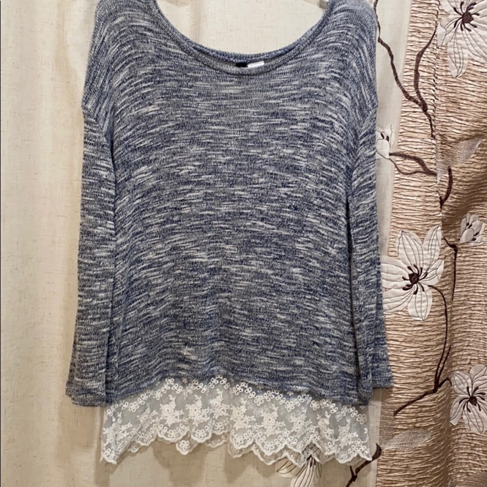 Long Sleeve knit/lace top.